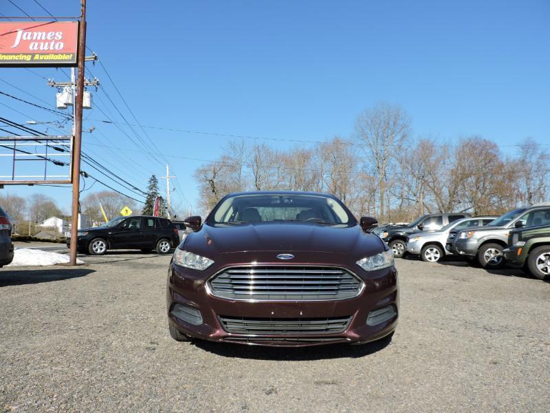 Ford Fusion SE 2013