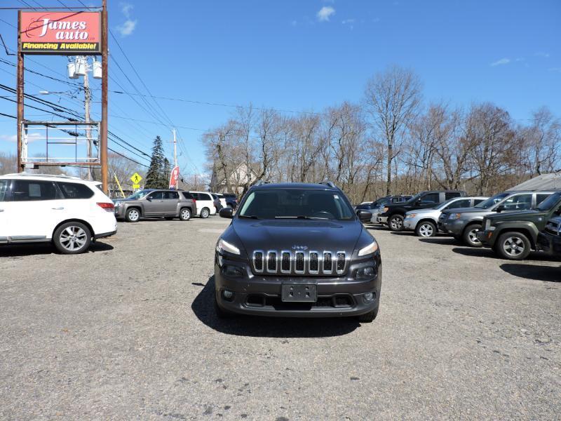 Jeep Cherokee Latitude 4WD 2015
