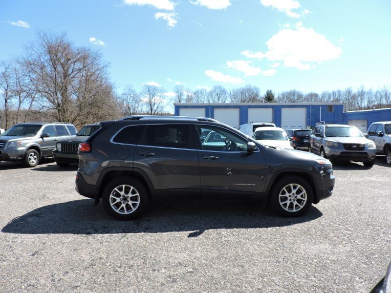 Jeep Cherokee Latitude 4WD 2015
