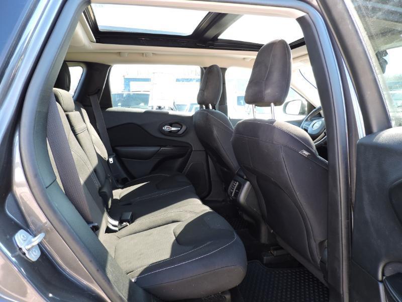 Jeep Cherokee Latitude 4WD 2015