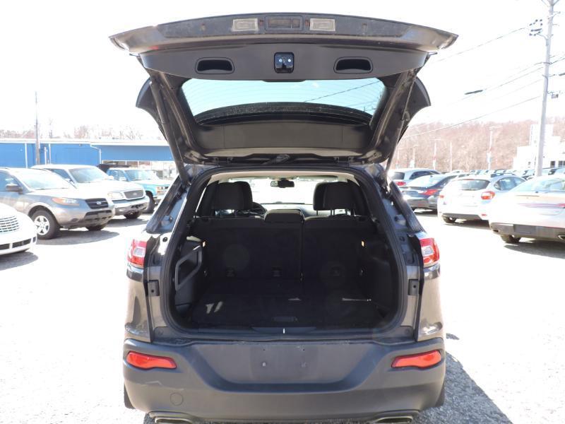 Jeep Cherokee Latitude 4WD 2015