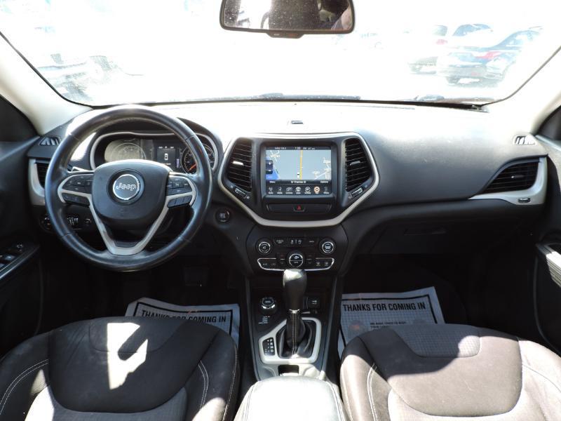 Jeep Cherokee Latitude 4WD 2015