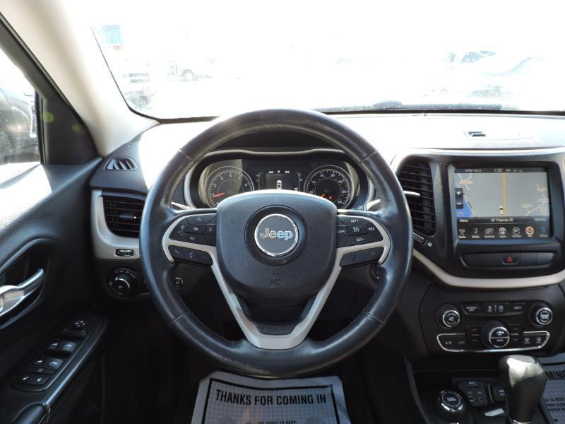 Jeep Cherokee Latitude 4WD 2015