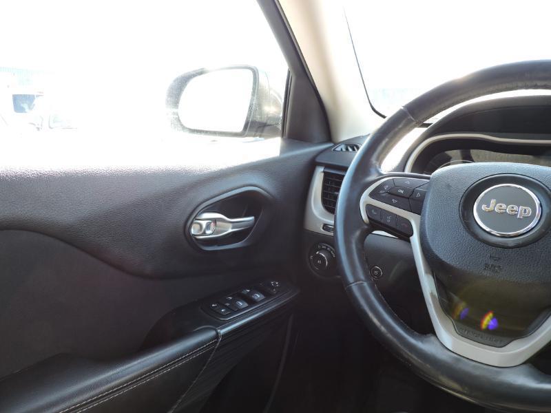 Jeep Cherokee Latitude 4WD 2015