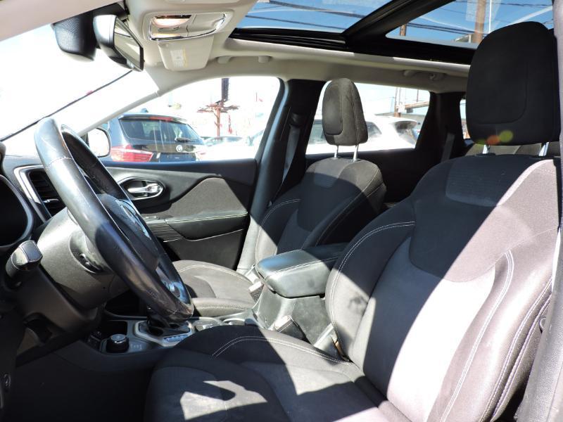 Jeep Cherokee Latitude 4WD 2015