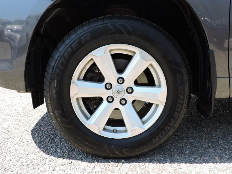 Toyota Highlander Base 4WD 2010