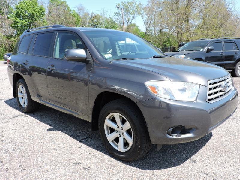 Toyota Highlander Base 4WD 2010