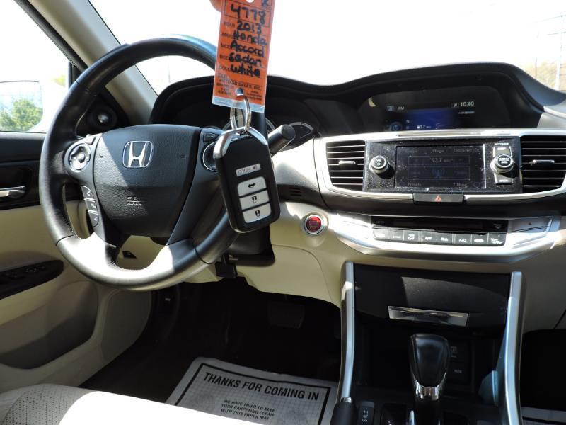 Honda Accord EX-L Sedan CVT 2013