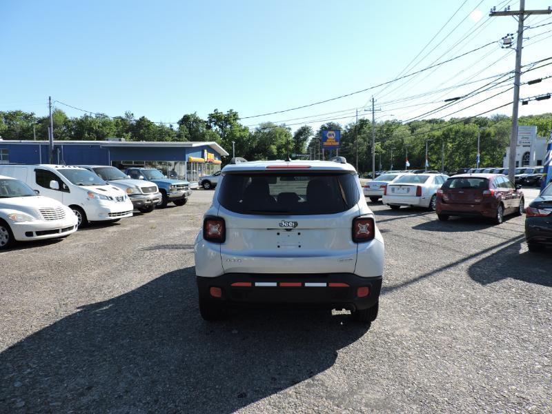 Jeep Renegade Latitude 4WD 2015