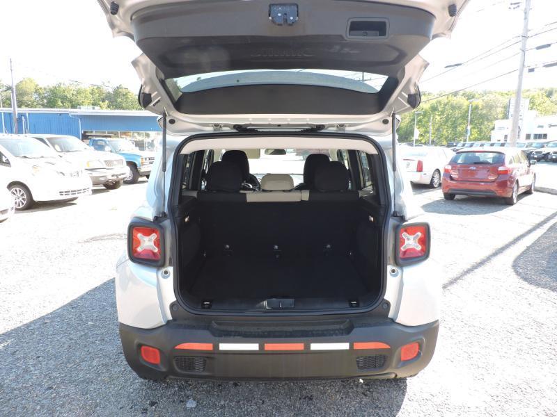 Jeep Renegade Latitude 4WD 2015