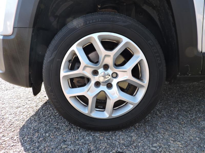Jeep Renegade Latitude 4WD 2015