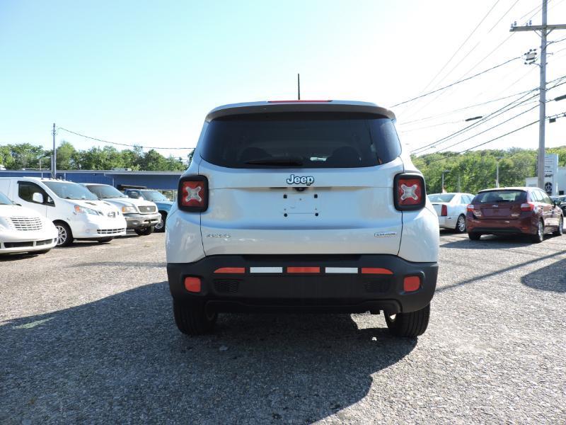 Jeep Renegade Latitude 4WD 2015