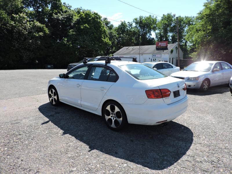 Volkswagen Jetta S 2014