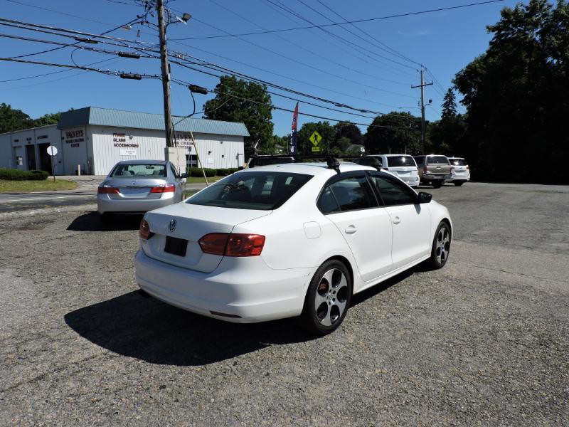 Volkswagen Jetta S 2014