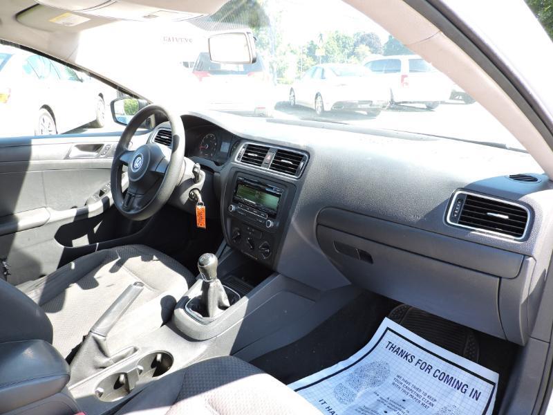 Volkswagen Jetta S 2014