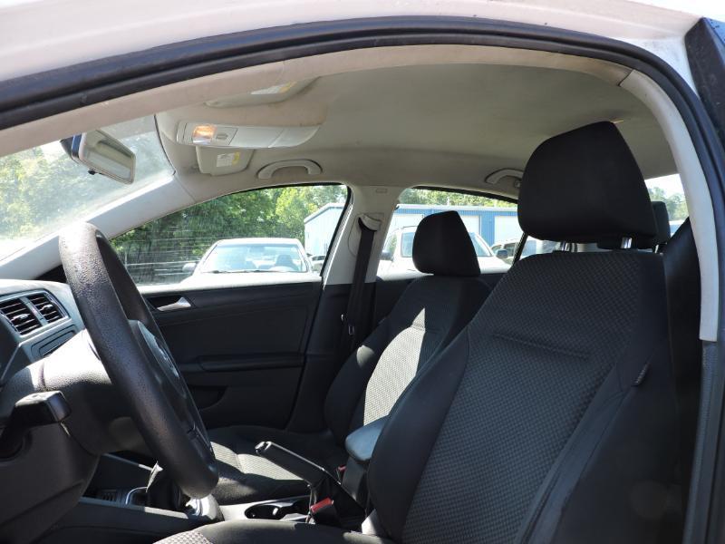 Volkswagen Jetta S 2014