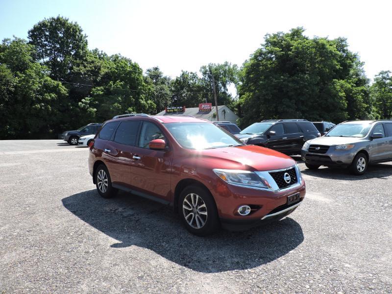 Nissan Pathfinder Platinum 4WD 2016