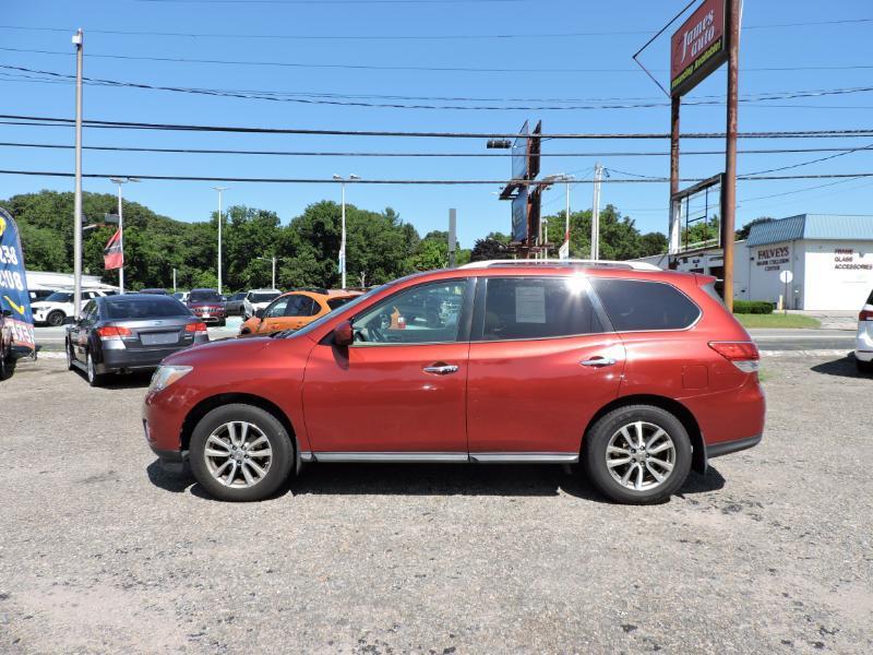 Nissan Pathfinder Platinum 4WD 2016