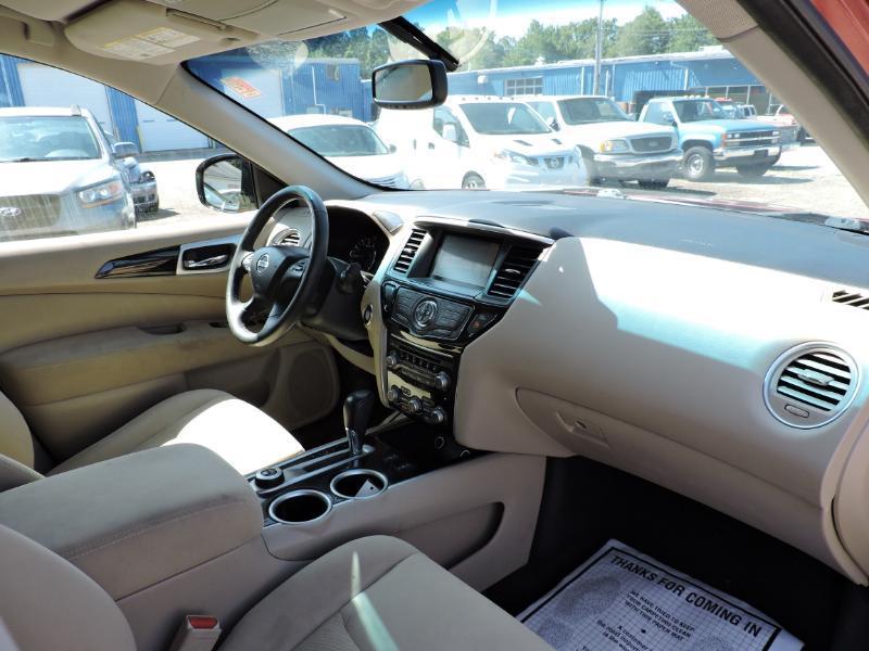 Nissan Pathfinder Platinum 4WD 2016