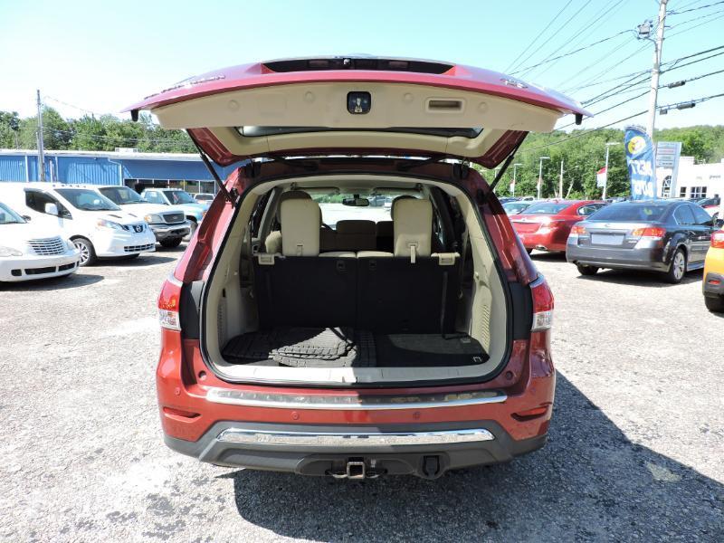 Nissan Pathfinder Platinum 4WD 2016