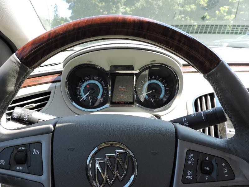 Buick LaCrosse Premium Package 2, w/Leather 2012