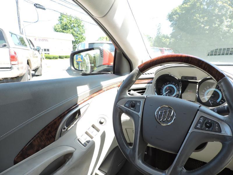 Buick LaCrosse Premium Package 2, w/Leather 2012