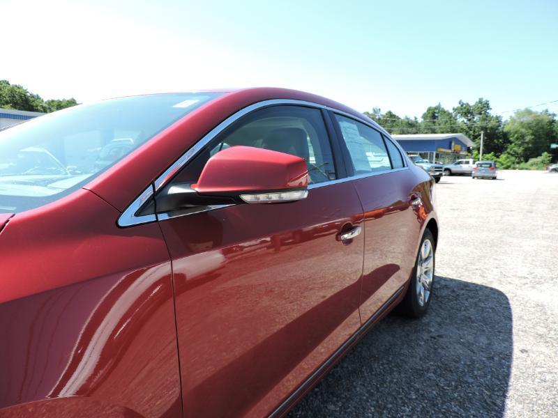 Buick LaCrosse Premium Package 2, w/Leather 2012