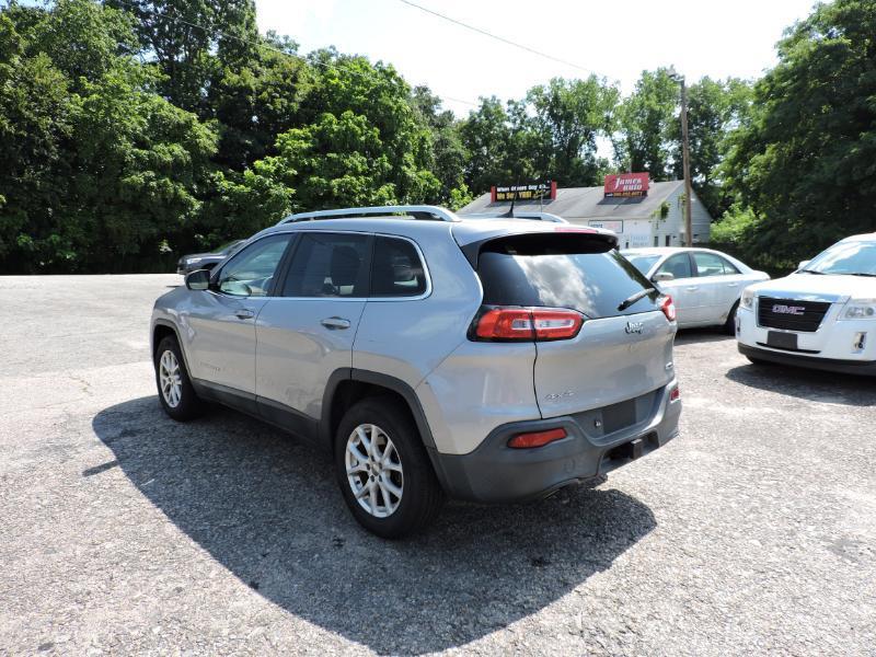Jeep Cherokee Latitude 4WD 2017