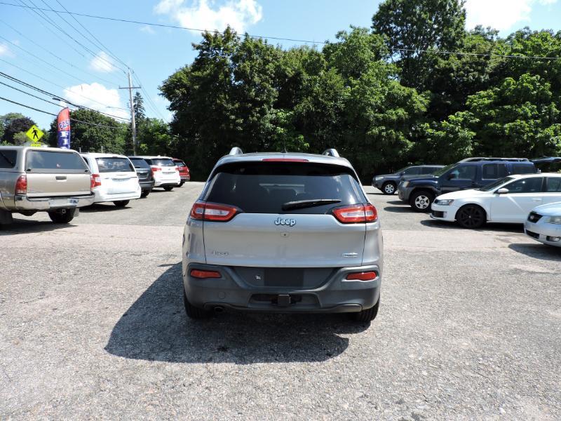 Jeep Cherokee Latitude 4WD 2017