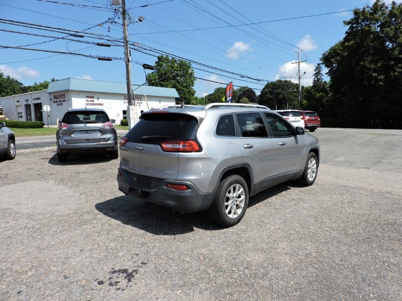 Jeep Cherokee Latitude 4WD 2017