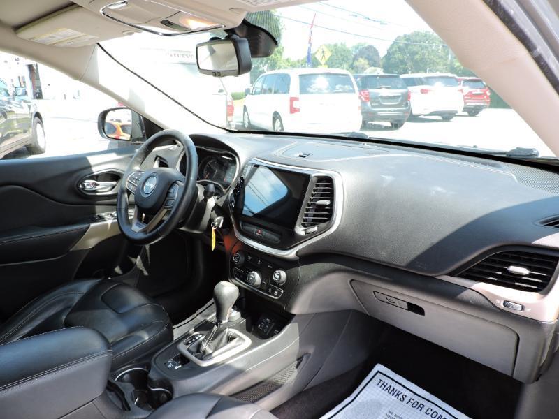 Jeep Cherokee Latitude 4WD 2017
