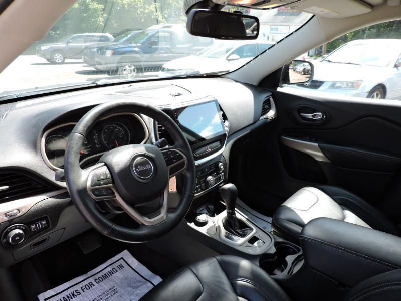 Jeep Cherokee Latitude 4WD 2017