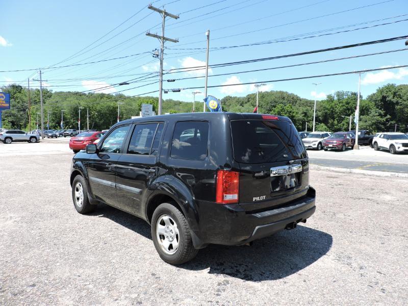 Honda Pilot LX 4WD 5-Spd AT 2011