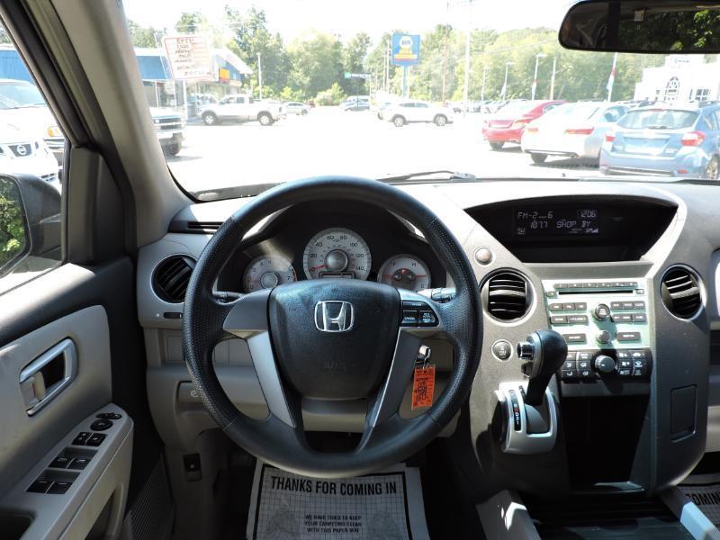 Honda Pilot LX 4WD 5-Spd AT 2011