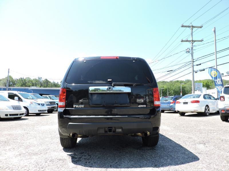 Honda Pilot LX 4WD 5-Spd AT 2011