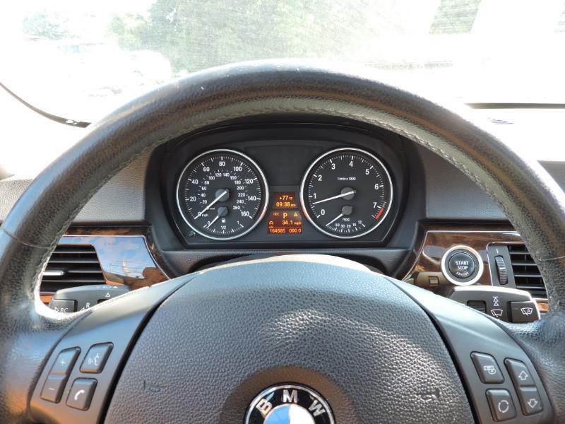 BMW 3-Series 328i xDrive SA 2011