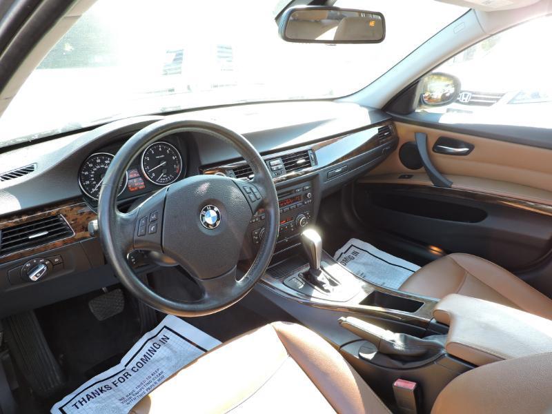 BMW 3-Series 328i xDrive SA 2011