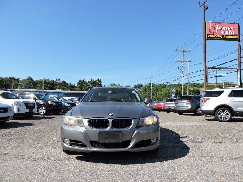 BMW 3-Series 328i xDrive SA 2011
