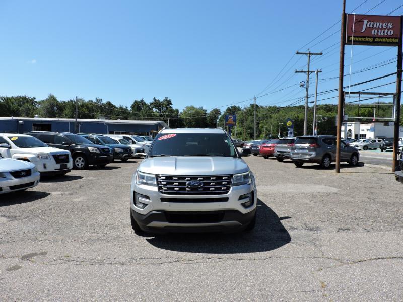Ford Explorer XLT 4WD 2017