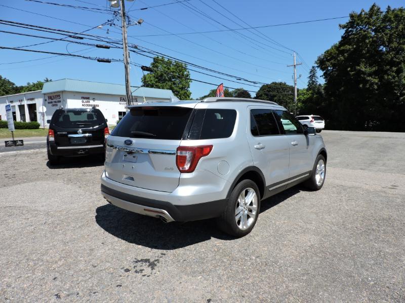 Ford Explorer XLT 4WD 2017