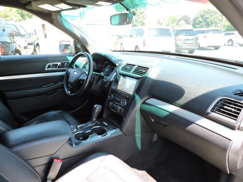 Ford Explorer XLT 4WD 2017