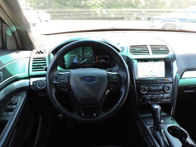 Ford Explorer XLT 4WD 2017