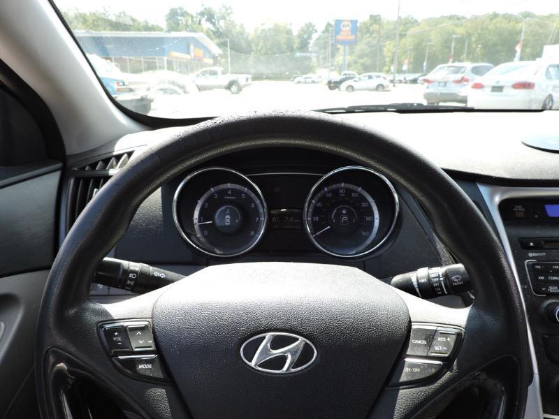 Hyundai Sonata GLS Auto 2011
