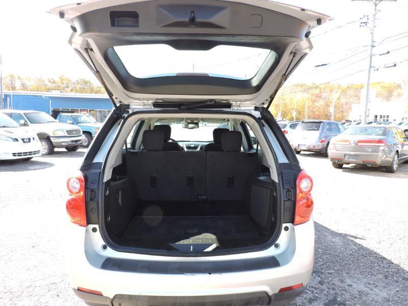 Chevrolet Equinox LS AWD 2012