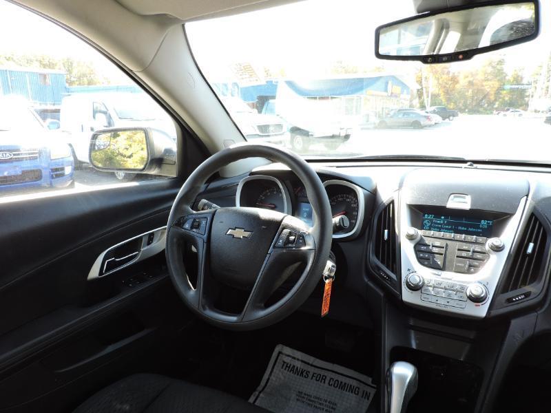 Chevrolet Equinox LS AWD 2012