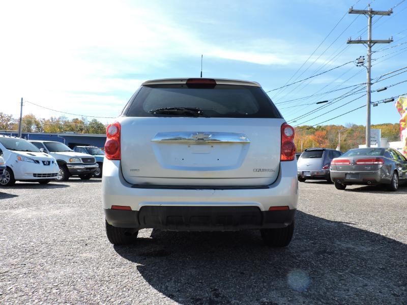 Chevrolet Equinox LS AWD 2012