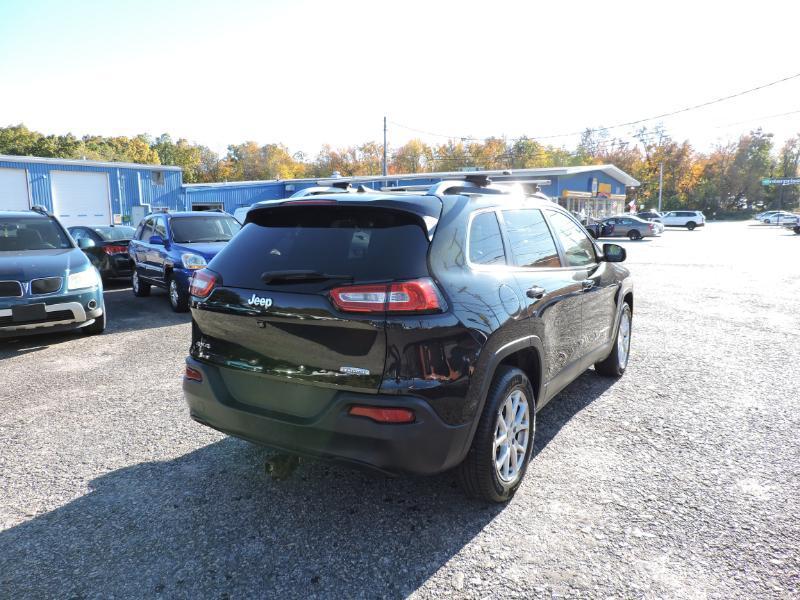 Jeep Cherokee Latitude 4WD 2016