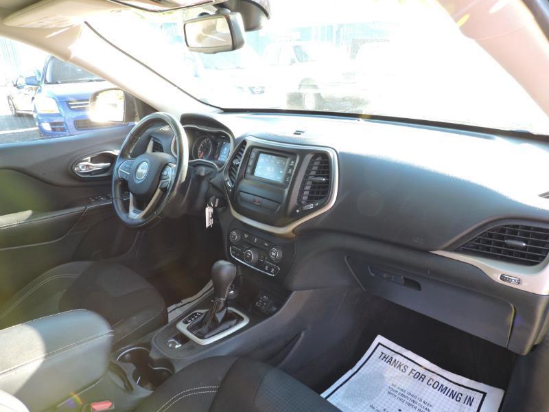Jeep Cherokee Latitude 4WD 2016