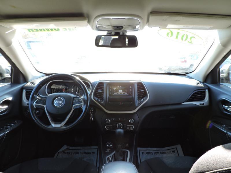 Jeep Cherokee Latitude 4WD 2016