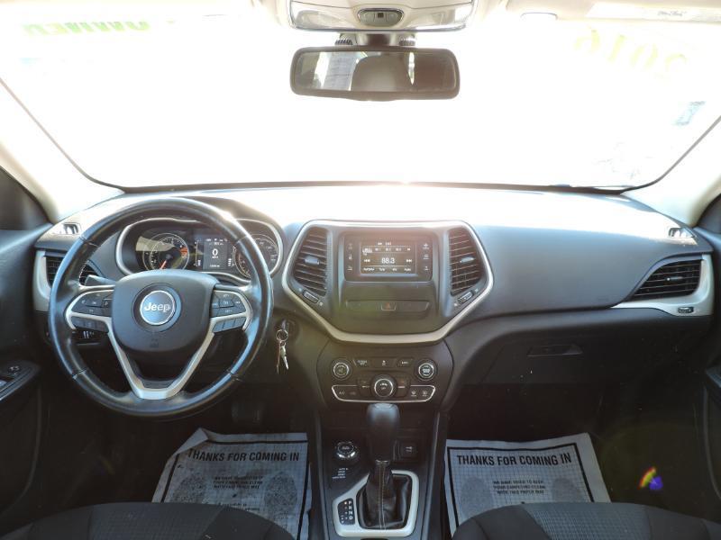 Jeep Cherokee Latitude 4WD 2016